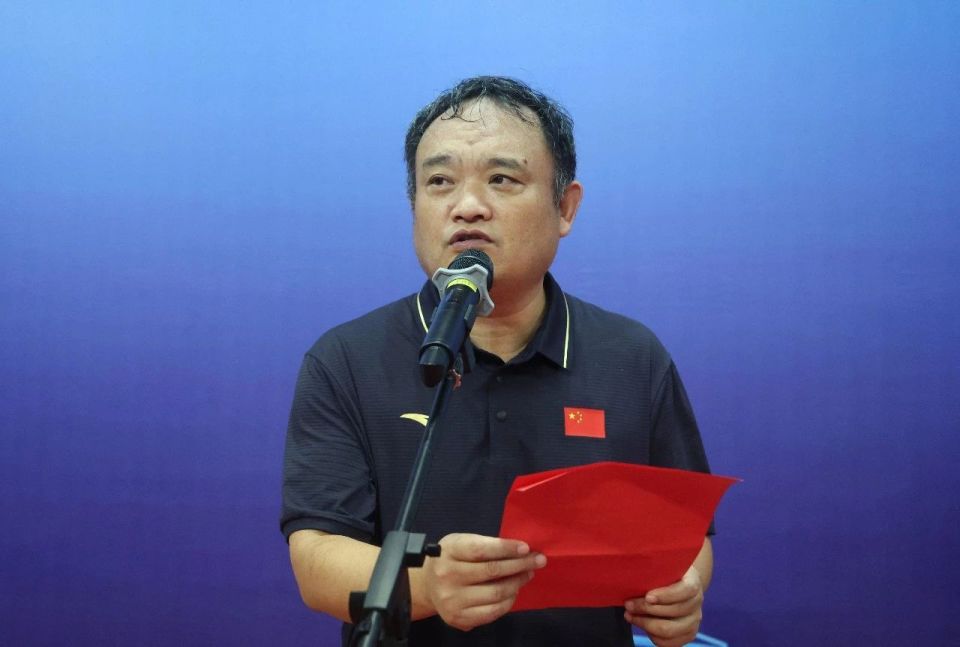 让我们拭目, 共同为参赛