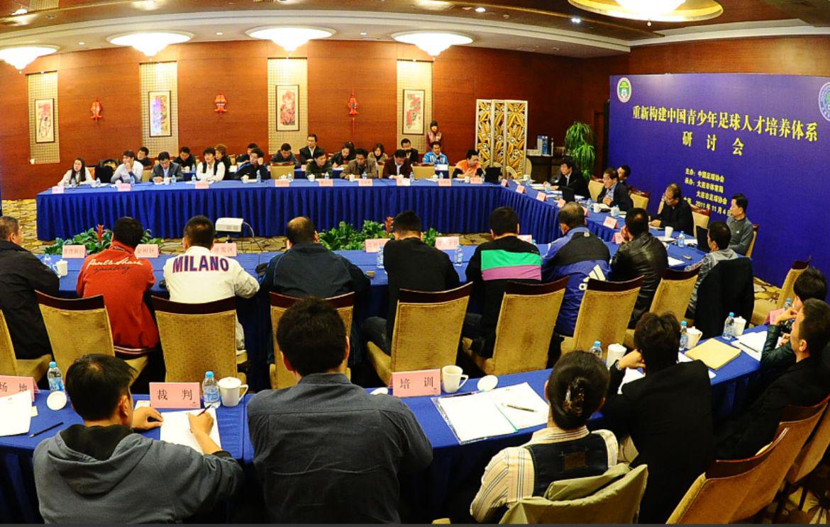 学历啊肯定, 那波人要高