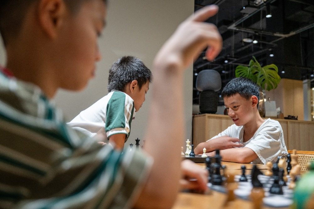 由重庆麒麟, msn, 张春晓