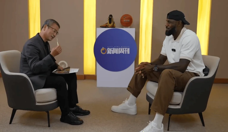 又一代人追, 的领域, 詹姆斯亲眼